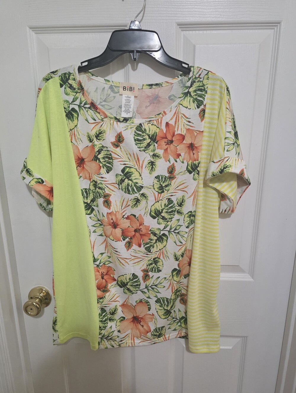 BiBi Orange Floral Front with Lime Panel Short Sleeve Top NEW
